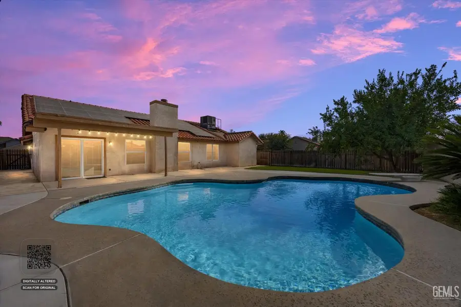 11001 MARTINGALE DRIVE, Bakersfield, CA 93312 - #2