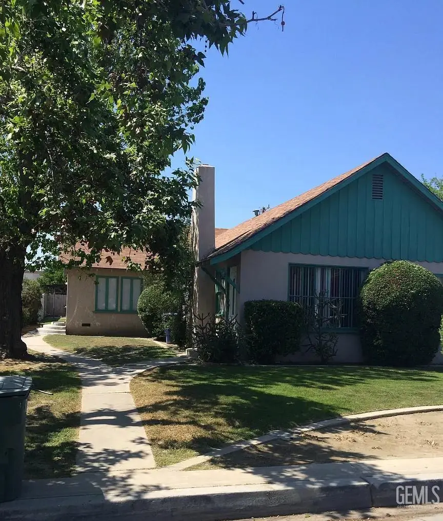27 A STREET, Bakersfield, CA 93304 - #1