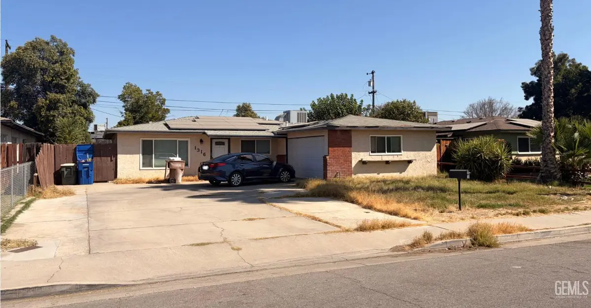 1316 FALCON AVENUE, Bakersfield, CA 93304 - #1