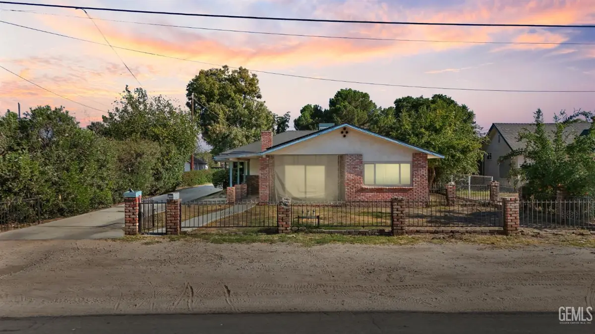 4816 MORRO DRIVE, Bakersfield, CA 93307 - #1