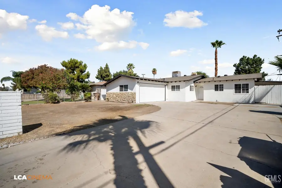 3800 STOKES AVENUE, Bakersfield, CA 93309 - #3