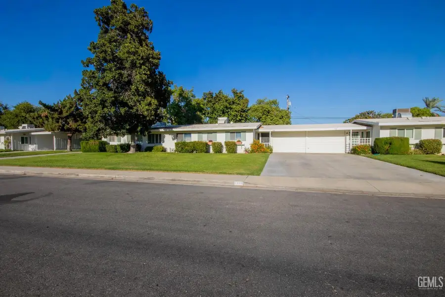 1020 PEBBLE BEACH DRIVE, Bakersfield, CA 93309 - #2