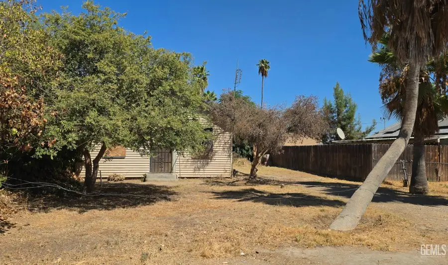 30332 RIVERSIDE STREET, Shafter, CA 93263 - #2