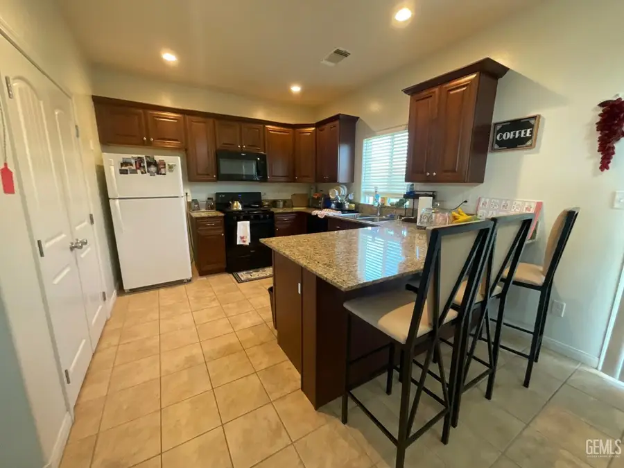 5516 CANAVERAL DRIVE, Bakersfield, CA 93307 - #3