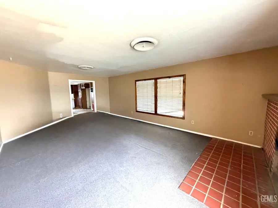 1865 STEVENS DRIVE, Bakersfield, CA 93313 - #3