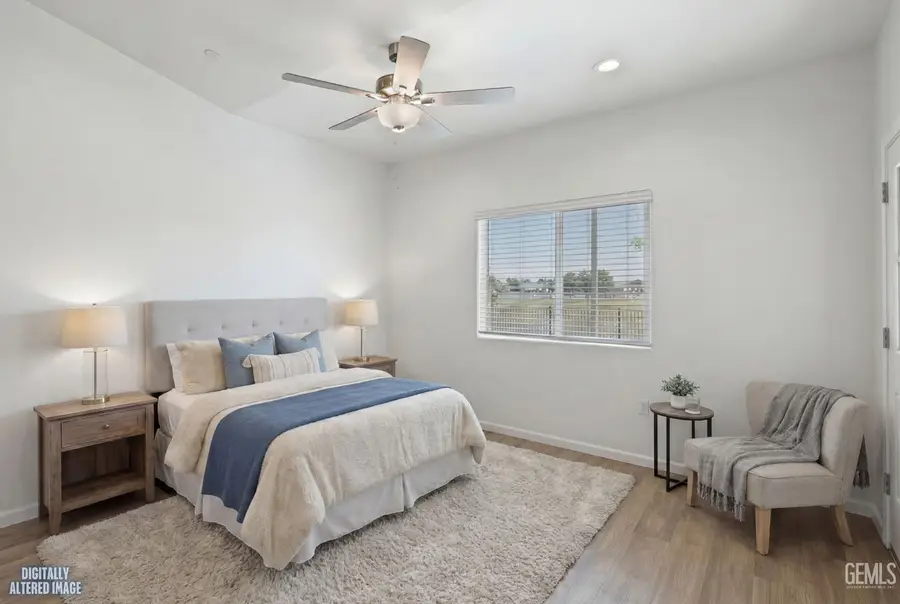 1015 COMBINE AVENUE, Delano, CA 93215 - #3