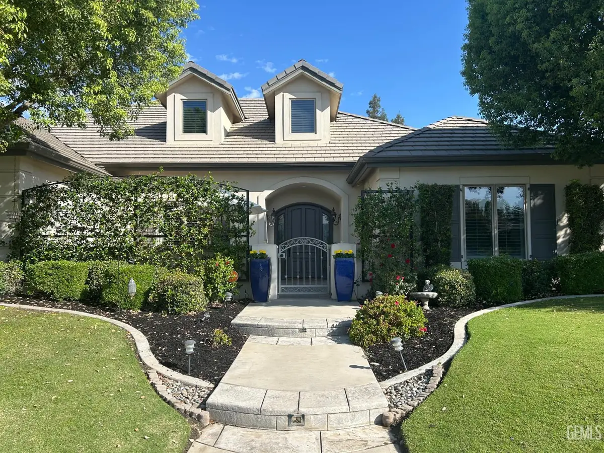 11210 DRAPER COURT, Bakersfield, CA 93311 - #1