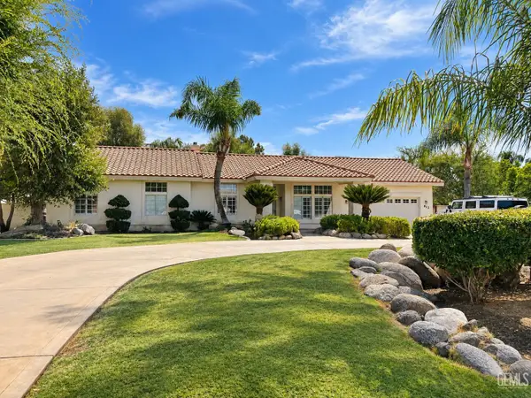 653 VINELAND ROAD, Bakersfield, CA 93307