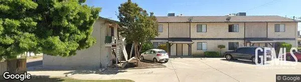 2124 O STREET, Bakersfield, CA 93301