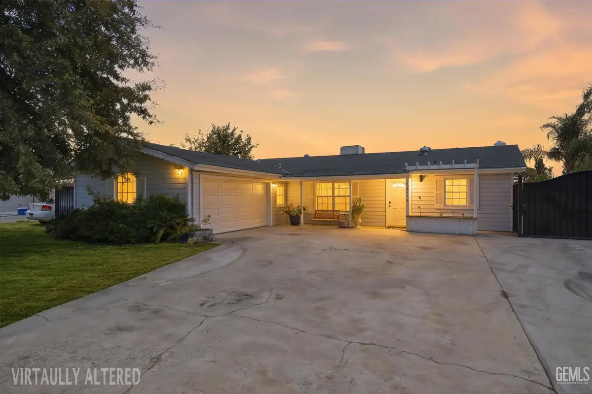 10612 LA CRESENTA DRIVE, Bakersfield, CA 93312 - #1