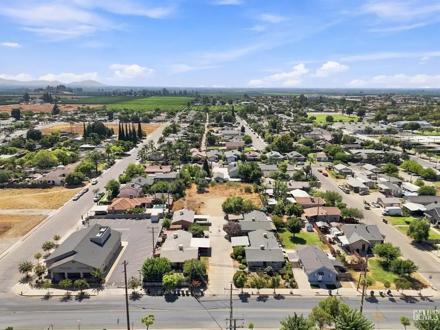 1078 EAST TULARE RD ROAD, Tulare, CA 93274 - #2