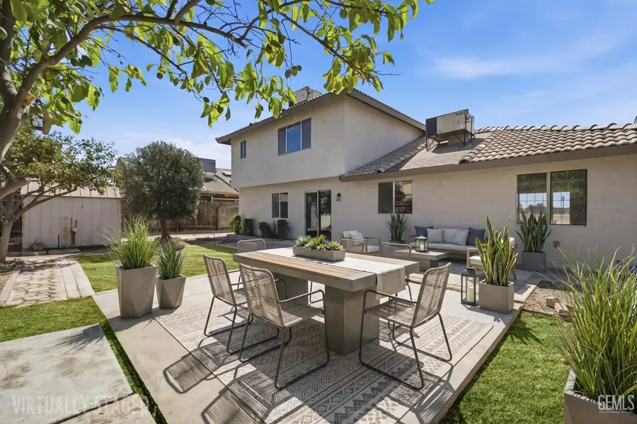 1827 5TH AVENUE, Delano, CA 93215 - #2
