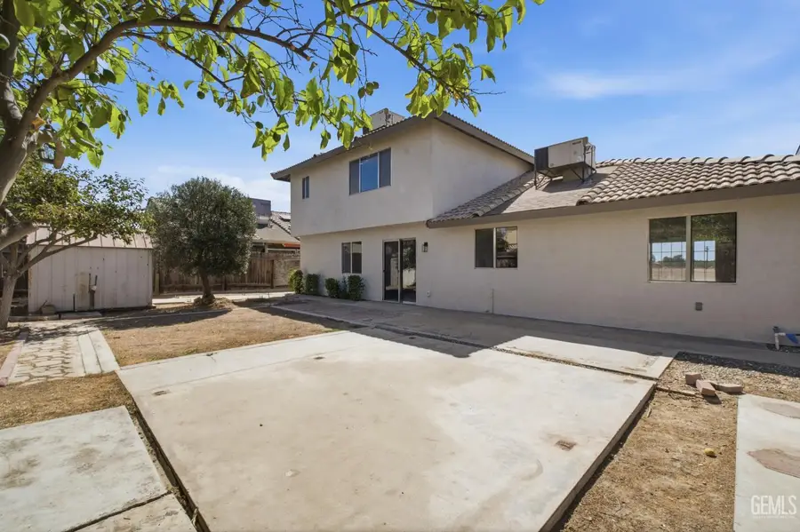 1827 5TH AVENUE, Delano, CA 93215 - #3