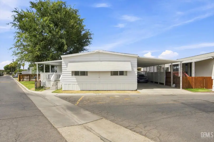 4401 HUGHES LANE #67, Bakersfield, CA 93304 - #3