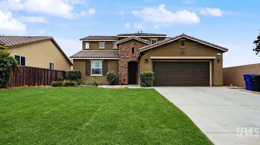 6015 SAPPHIRE PEAK DRIVE, Bakersfield, CA 93313 - #2