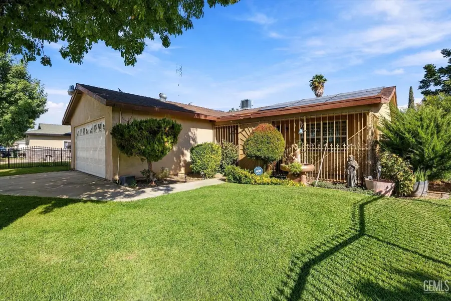 314 ATKINSON AVENUE, Shafter, CA 93263 - #2