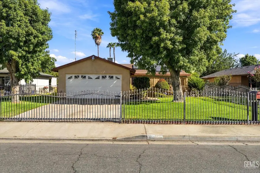 314 ATKINSON AVENUE, Shafter, CA 93263 - #3