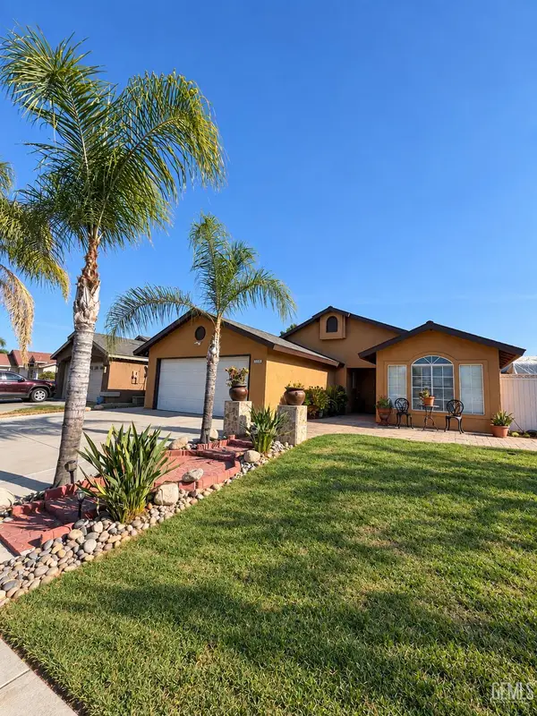 2120 POPLAR AVENUE, Delano, CA 93215