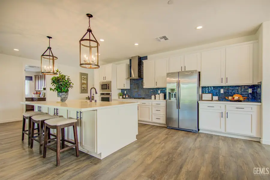 11017 BROKEN LANCE, Bakersfield, CA 93311 - #2