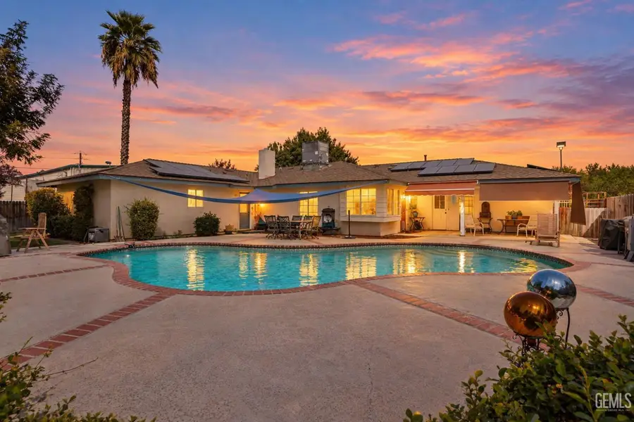 1119 WEGIS AVENUE, Bakersfield, CA 93314 - #2