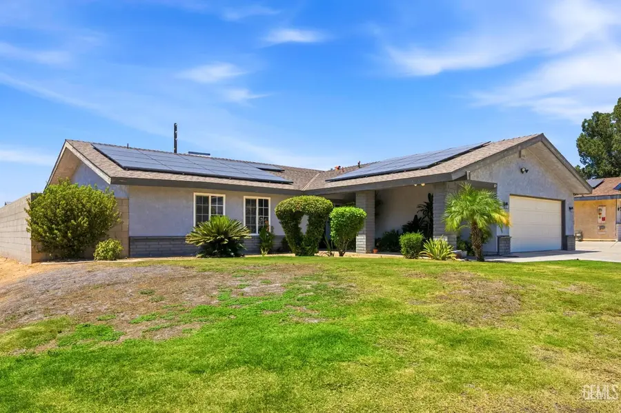 2700 SIERRAGLEN COURT, Bakersfield, CA 93306 - #2