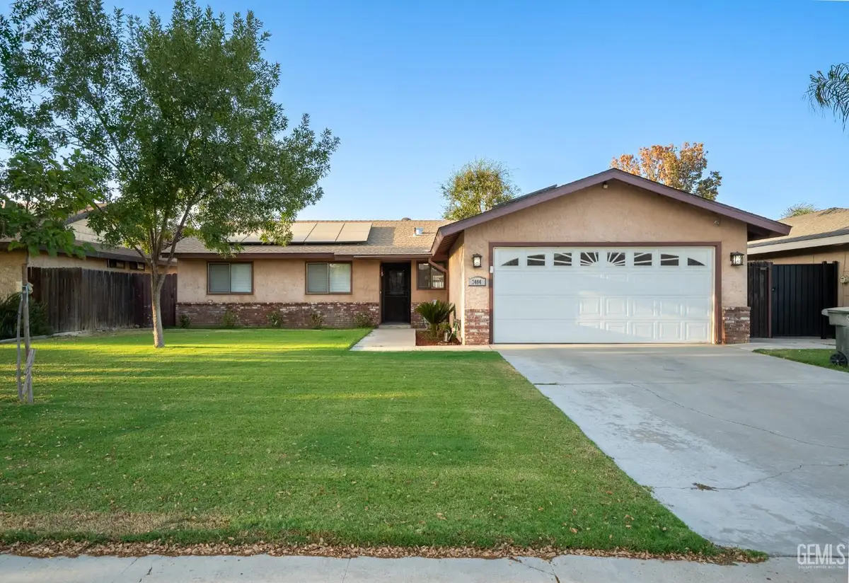 2404 ARLANA STREET, Bakersfield, CA 93304 - #1