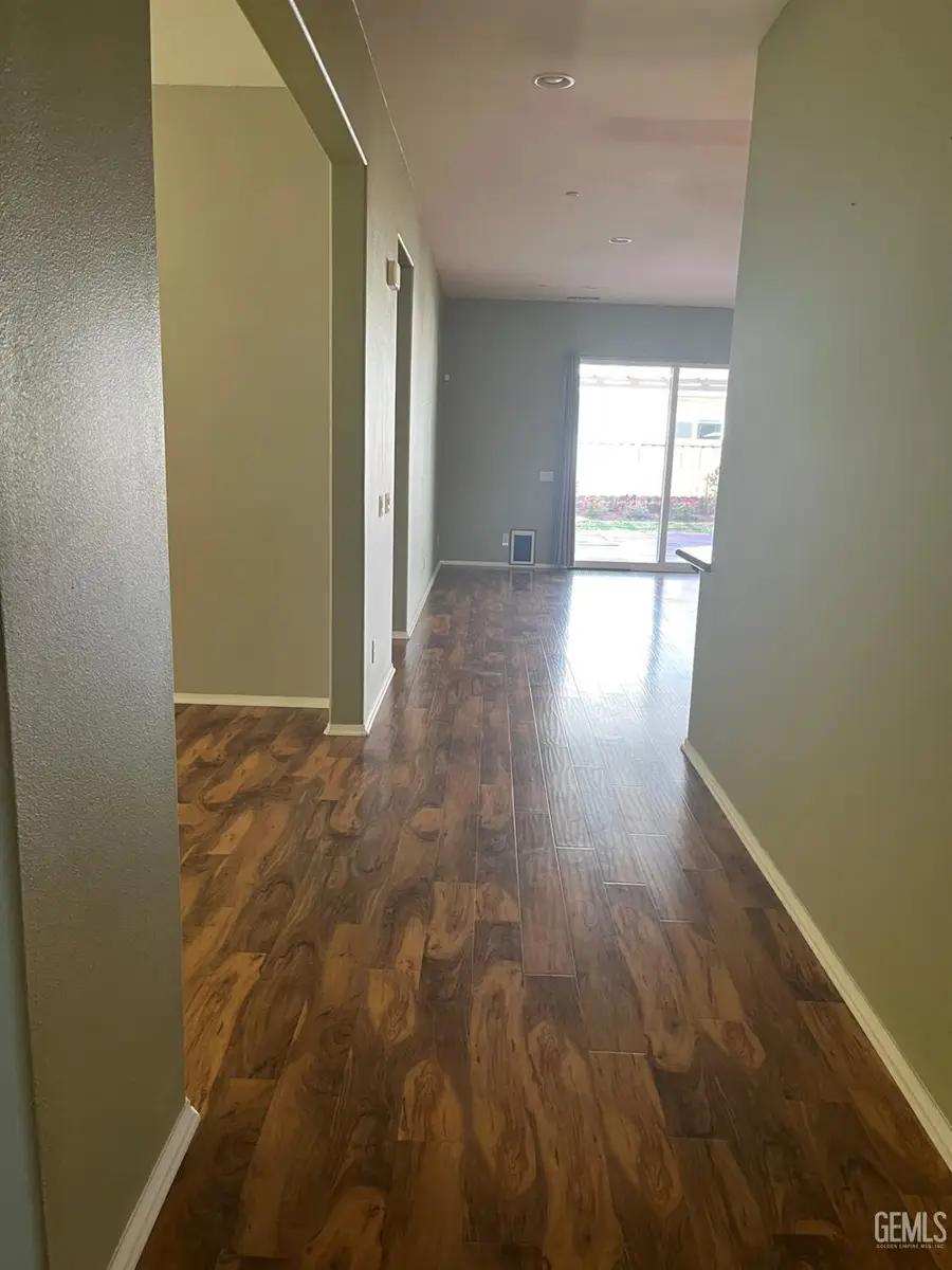 9910 COPENHAGEN PLACE, Bakersfield, CA 93306 - #2