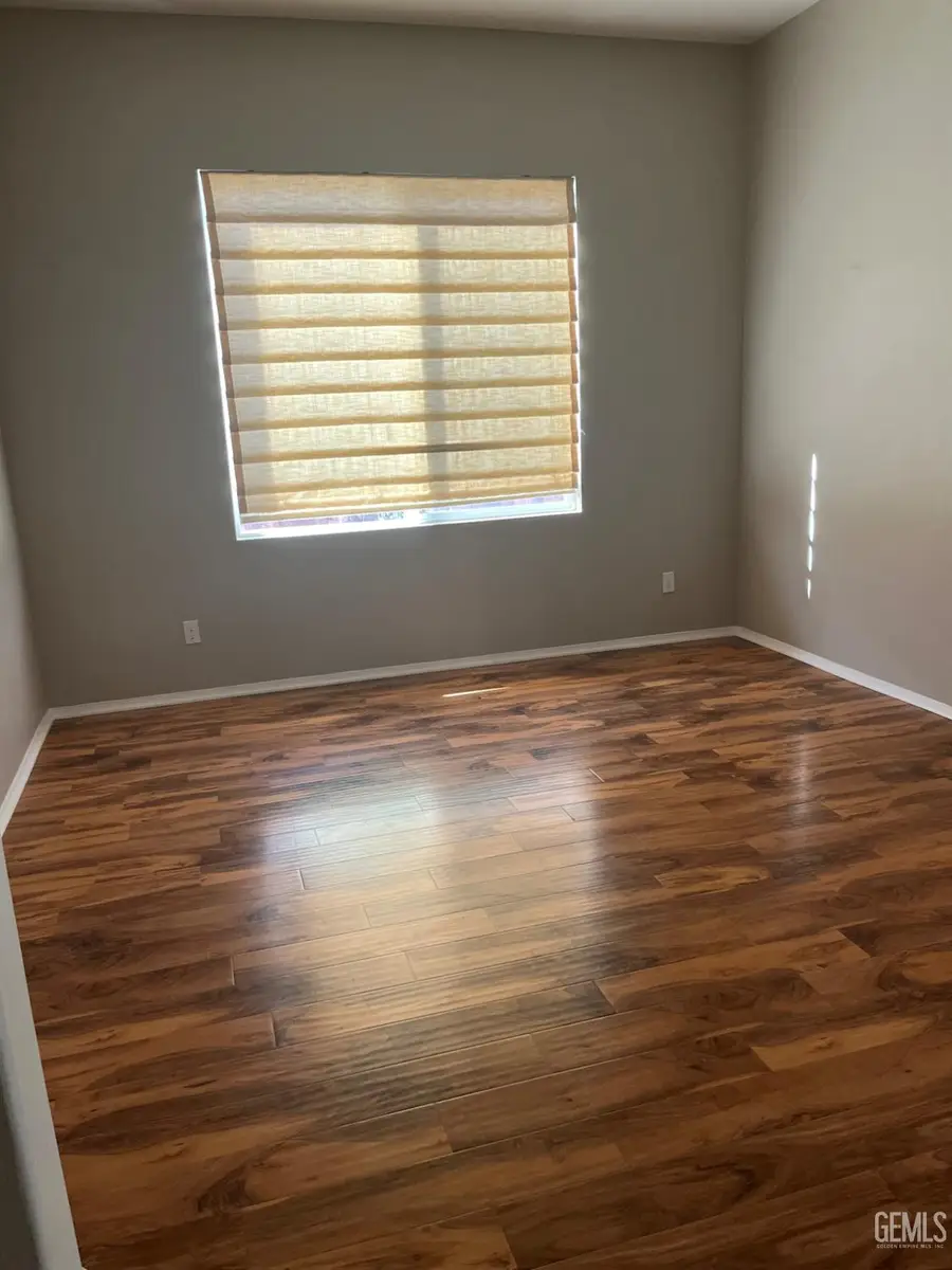 9910 COPENHAGEN PLACE, Bakersfield, CA 93306 - #3