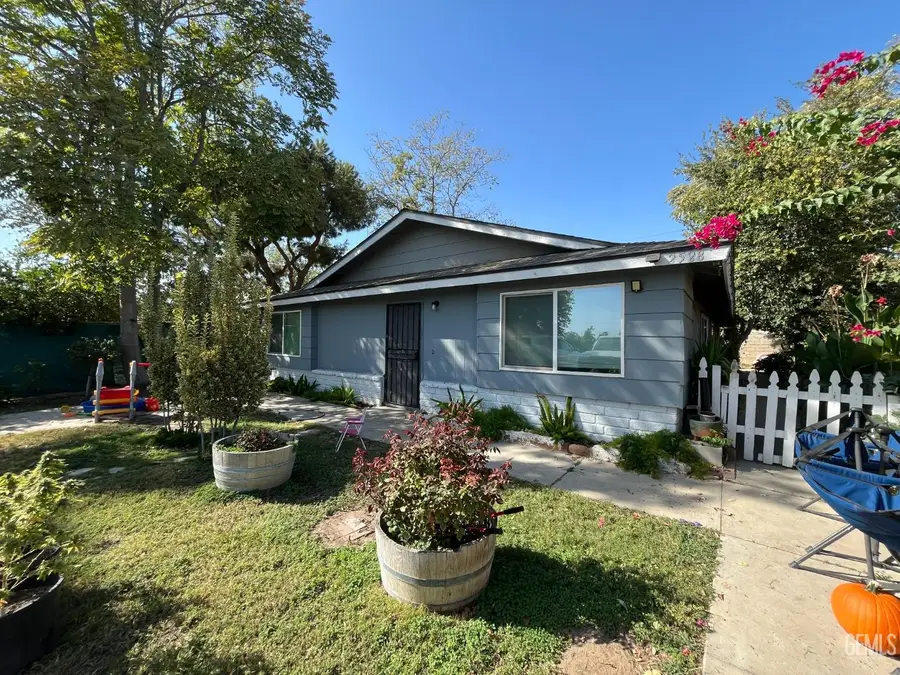 2528 SECURITY AVENUE, Bakersfield, CA 93306 - #2
