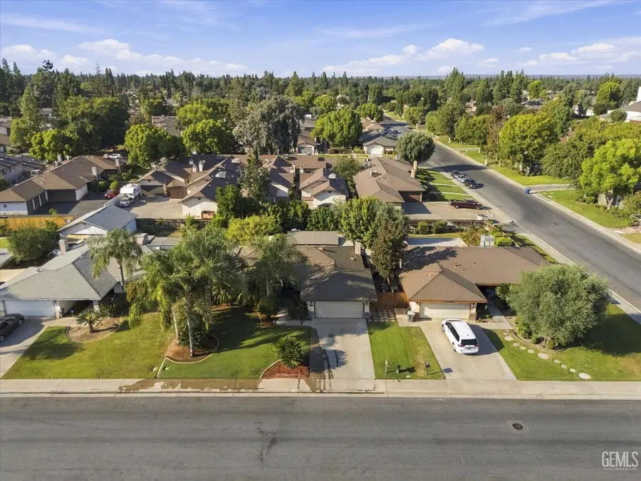 6504 CHEWACAN DRIVE, Bakersfield, CA 93309 - #3