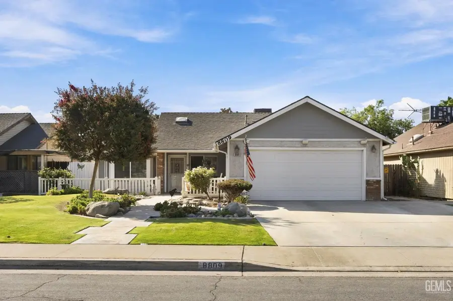 8809 DISTRICT BOULEVARD, Bakersfield, CA 93311 - #3