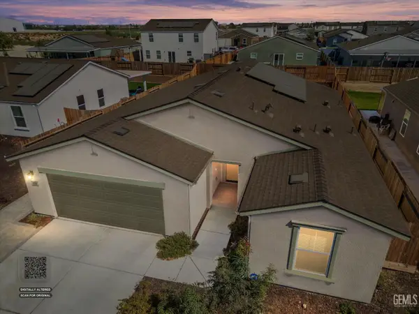8926 KYOKO COURT, Bakersfield, CA 93311