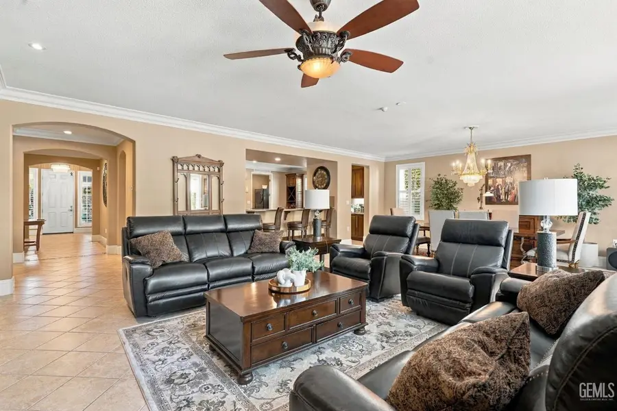 6401 CHARWOOD PLACE, Bakersfield, CA 93306 - #2