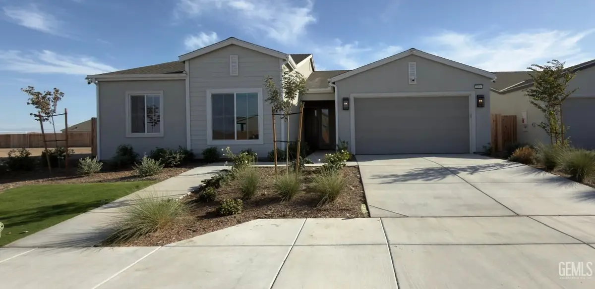 8301 MERRION SQUARE AVENUE, Bakersfield, CA 93311 - #1