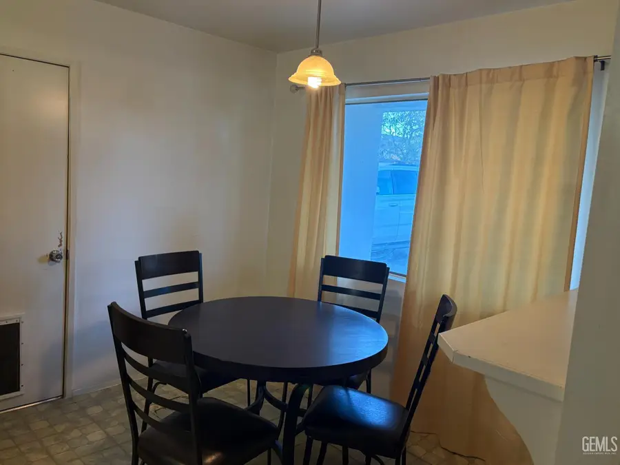 409 E J STREET, Tehachapi, CA 93561 - #3