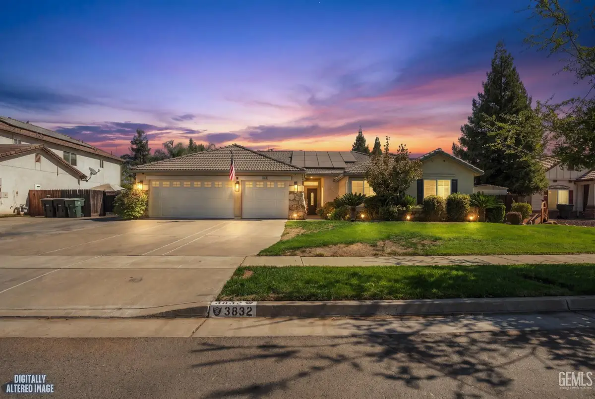 3832 N CARSON STREET, Visalia, CA 93291 - #1