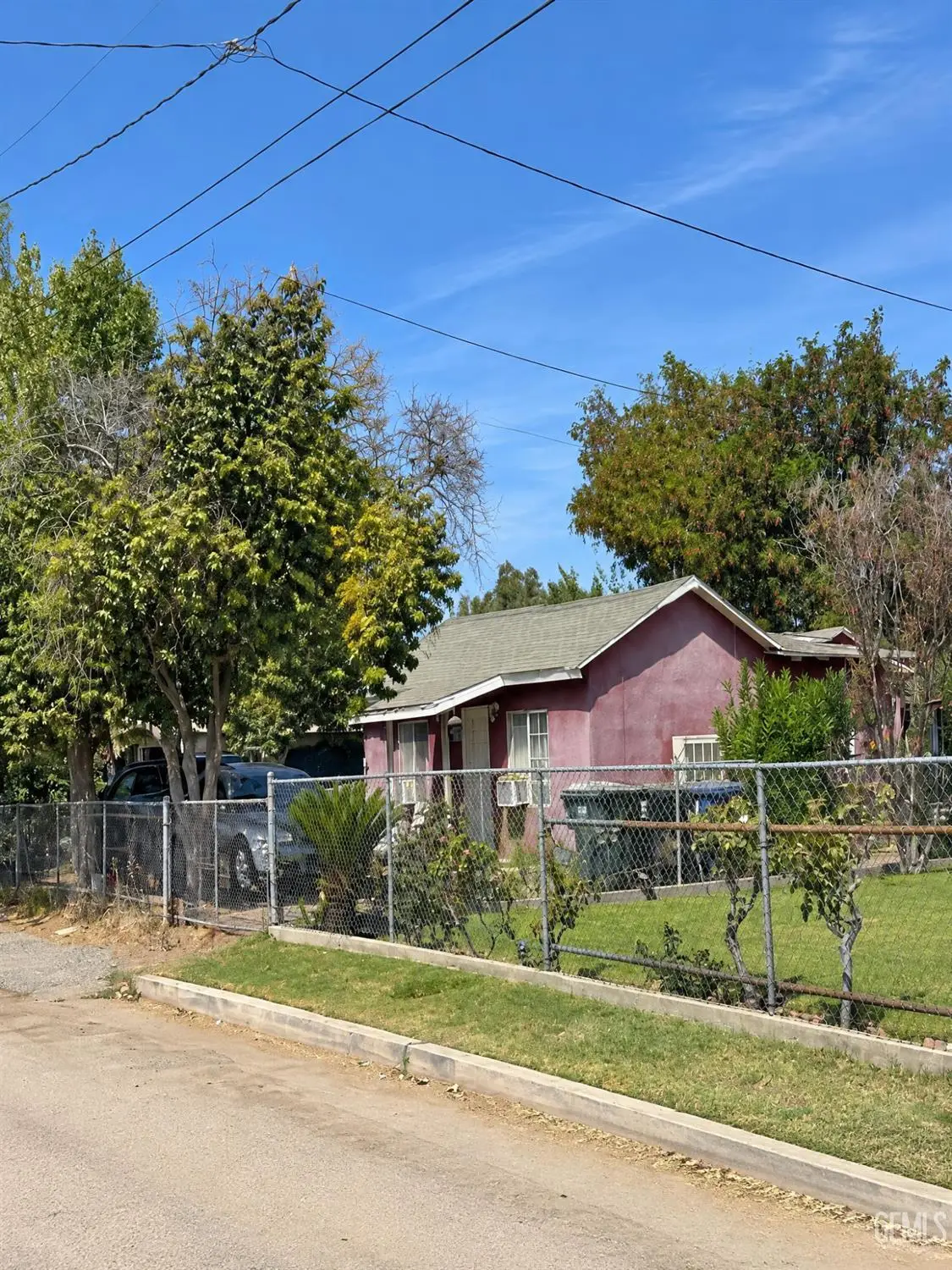 676 SCHOOL AVENUE, Earlimart, CA 93219 - #1