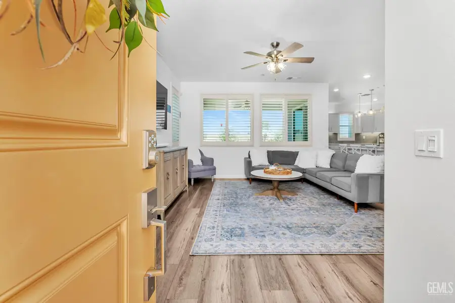203 ONDARROA COURT, Bakersfield, CA 93314 - #3