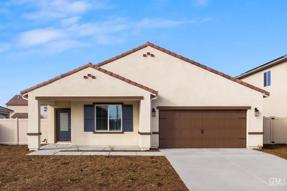 7940 BLUEBERRY AVENUE, Bakersfield, CA 93313 - #1
