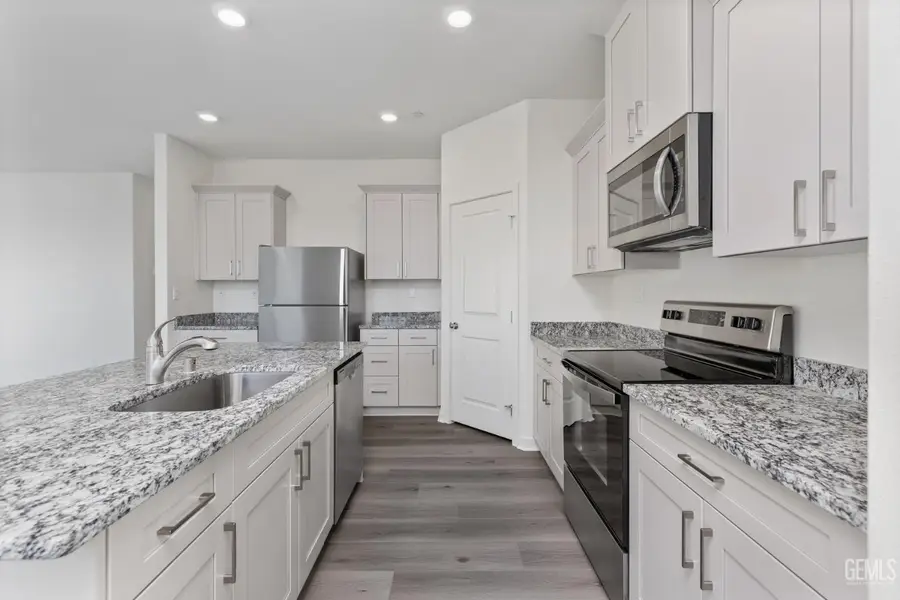 7502 RAMBUTAN PLACE, Bakersfield, CA 93313 - #3