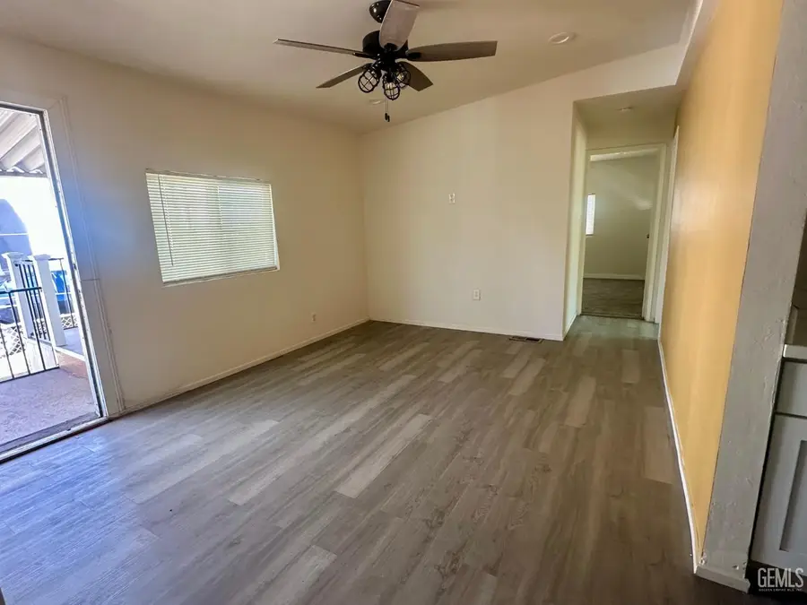 6601 EUCALYPTUS DRIVE #352, Bakersfield, CA 93306 - #3