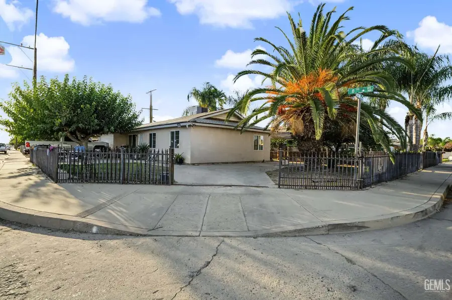 61 8TH AVENUE, Delano, CA 93215 - #2
