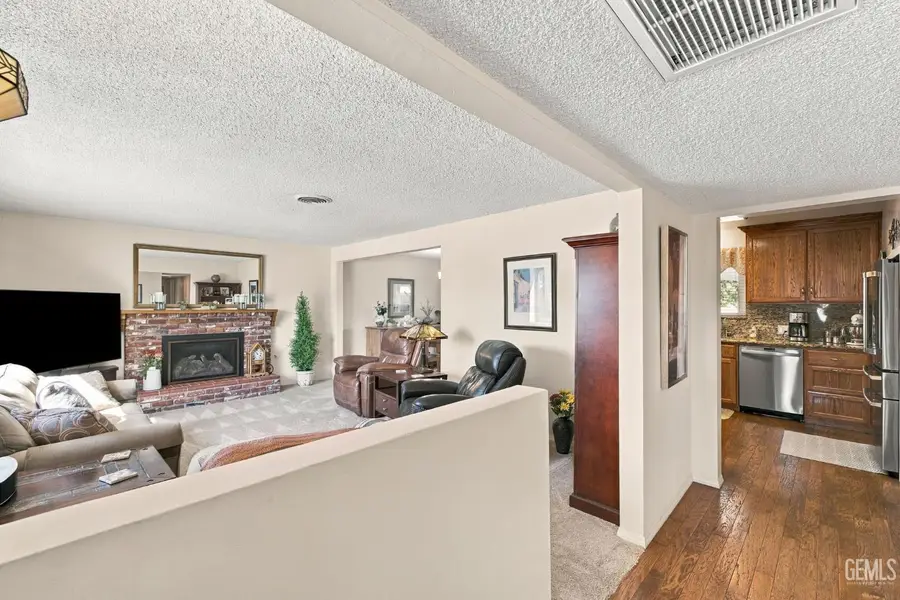 10606 DEE DEE AVENUE, Bakersfield, CA 93312 - #3