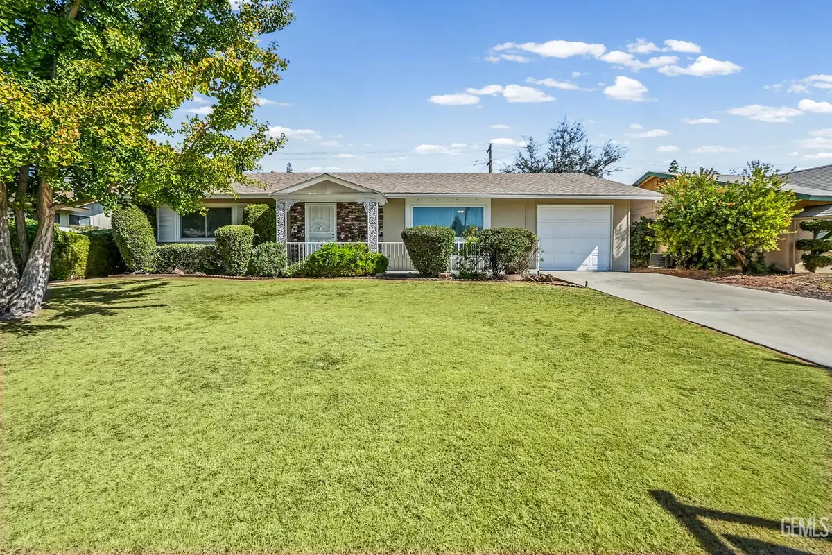 1004 BERMUDA STREET, Bakersfield, CA 93309 - #1