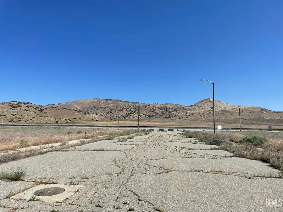 0 KEYSTONE COURT, Tehachapi, CA 93561 - #2