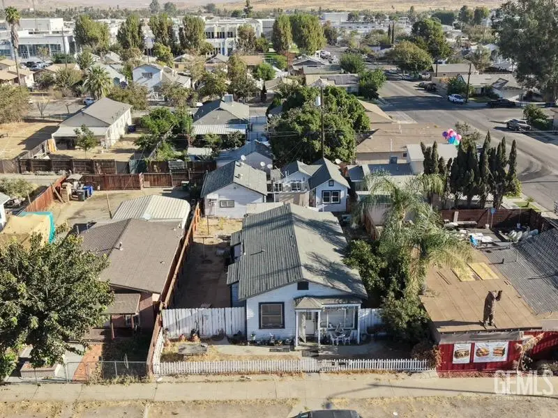 704 KERN STREET, Taft, CA 93268 - #3