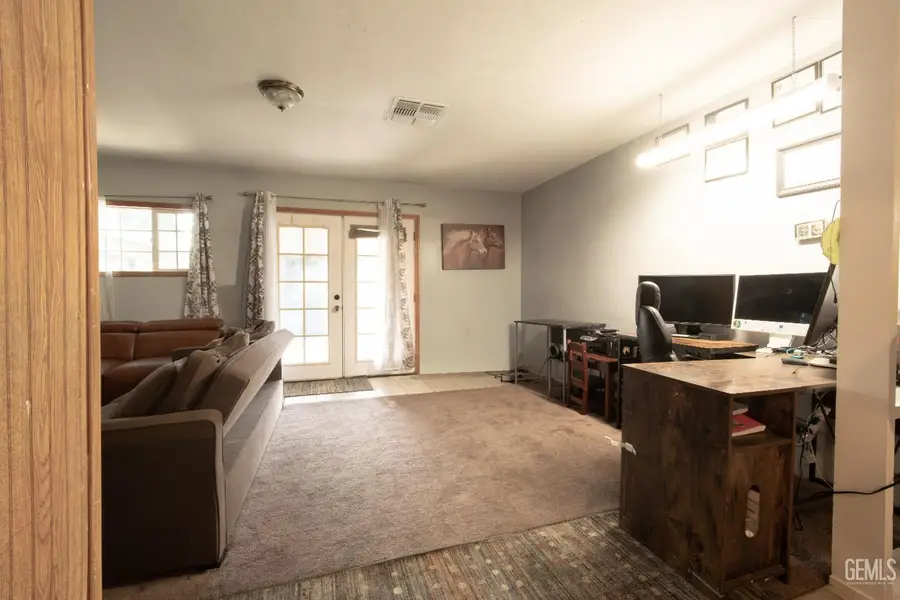 2200 AUTUMN STREET, Bakersfield, CA 93306 - #3