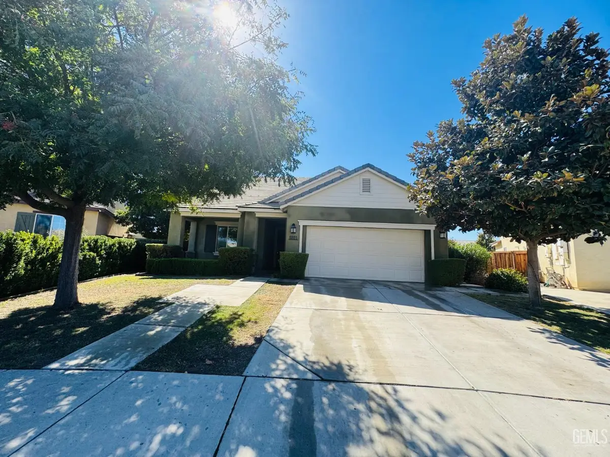 5921 MOONLIGHT PEAK DRIVE, Bakersfield, CA 93311 - #1
