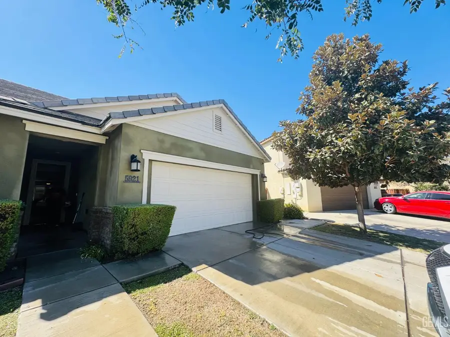5921 MOONLIGHT PEAK DRIVE, Bakersfield, CA 93311 - #3