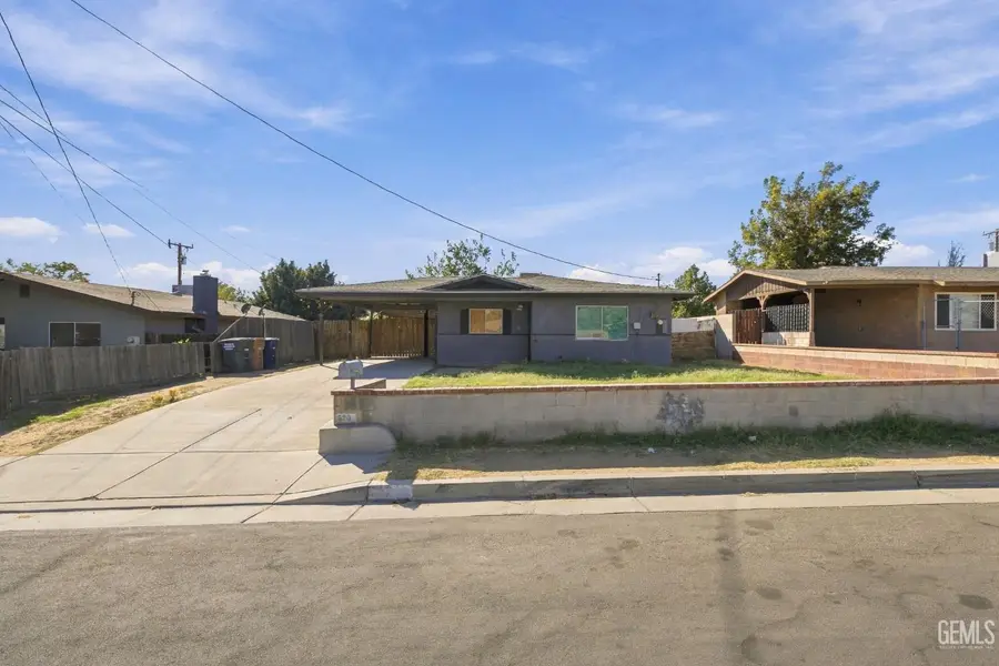 520 DOROTHY STREET, Bakersfield, CA 93306 - #2